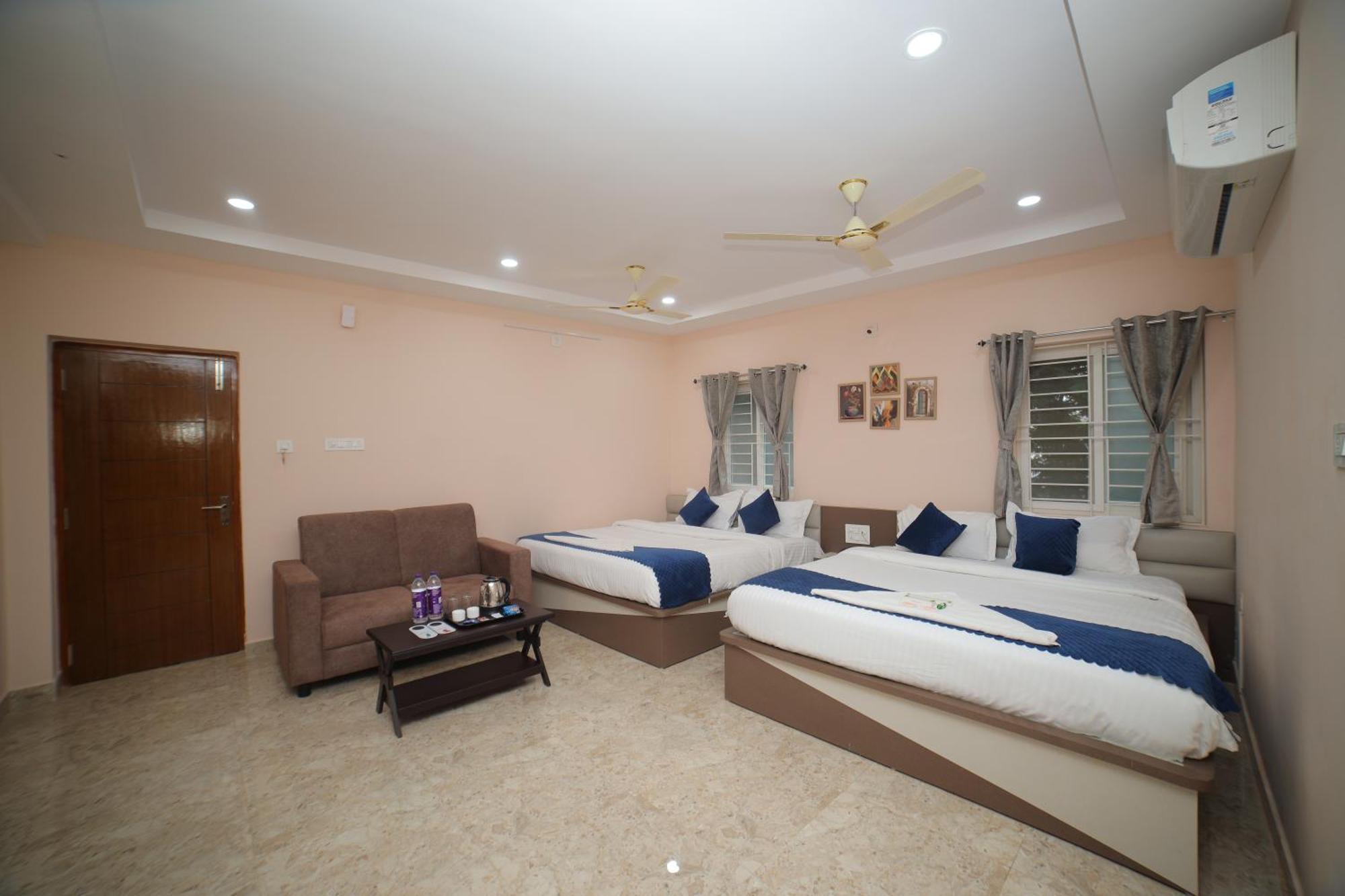 Sri Ganesh Grand Hotell Tirupati Exteriör bild